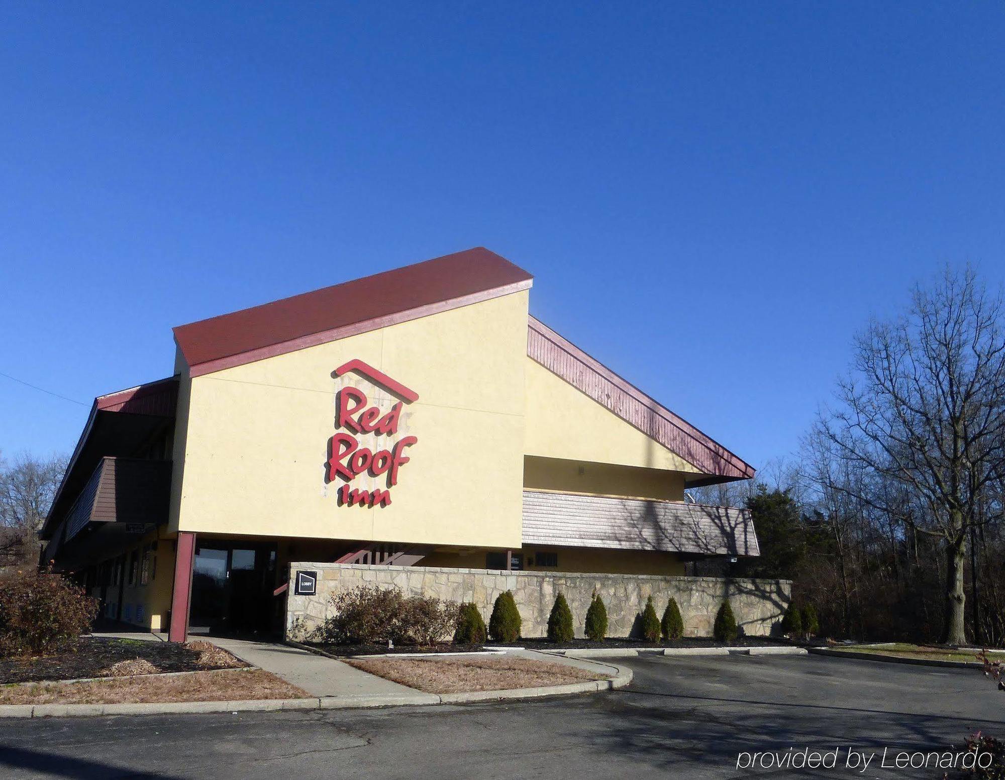 Red Roof Inn Cincinnati East - Beechmont Cherry Grove Exteriör bild